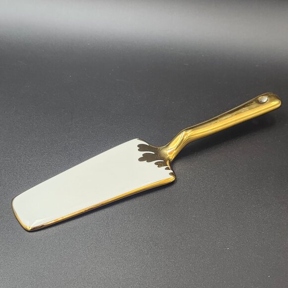 Ciroa Luxe White & Gold Porcelain Cake & Pie Server - Picture 6 of 6